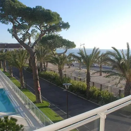 Lägenhet Royal Palm